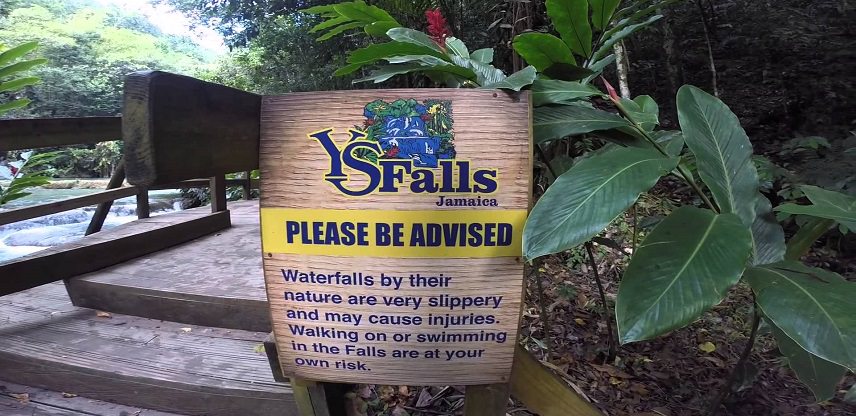/Media/Attractions/Ys_Falls4.Jpg